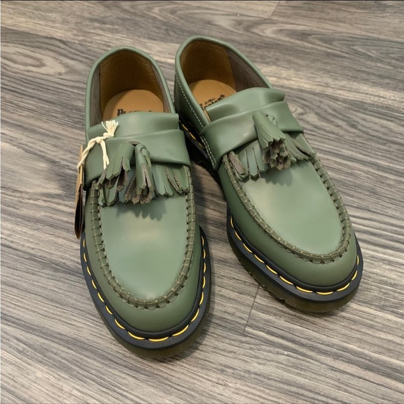 Dr Marten adrian virgina soft leather tassel loafers - Picture 2 of 6